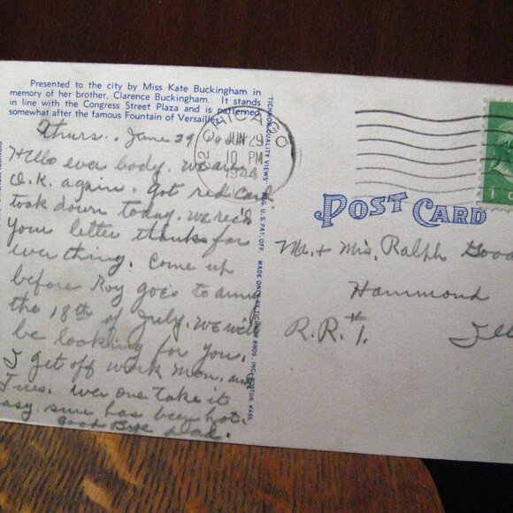 Clarence F. Buckingham Memorial Fountain 1940's Postcard - Picture 3 of 5